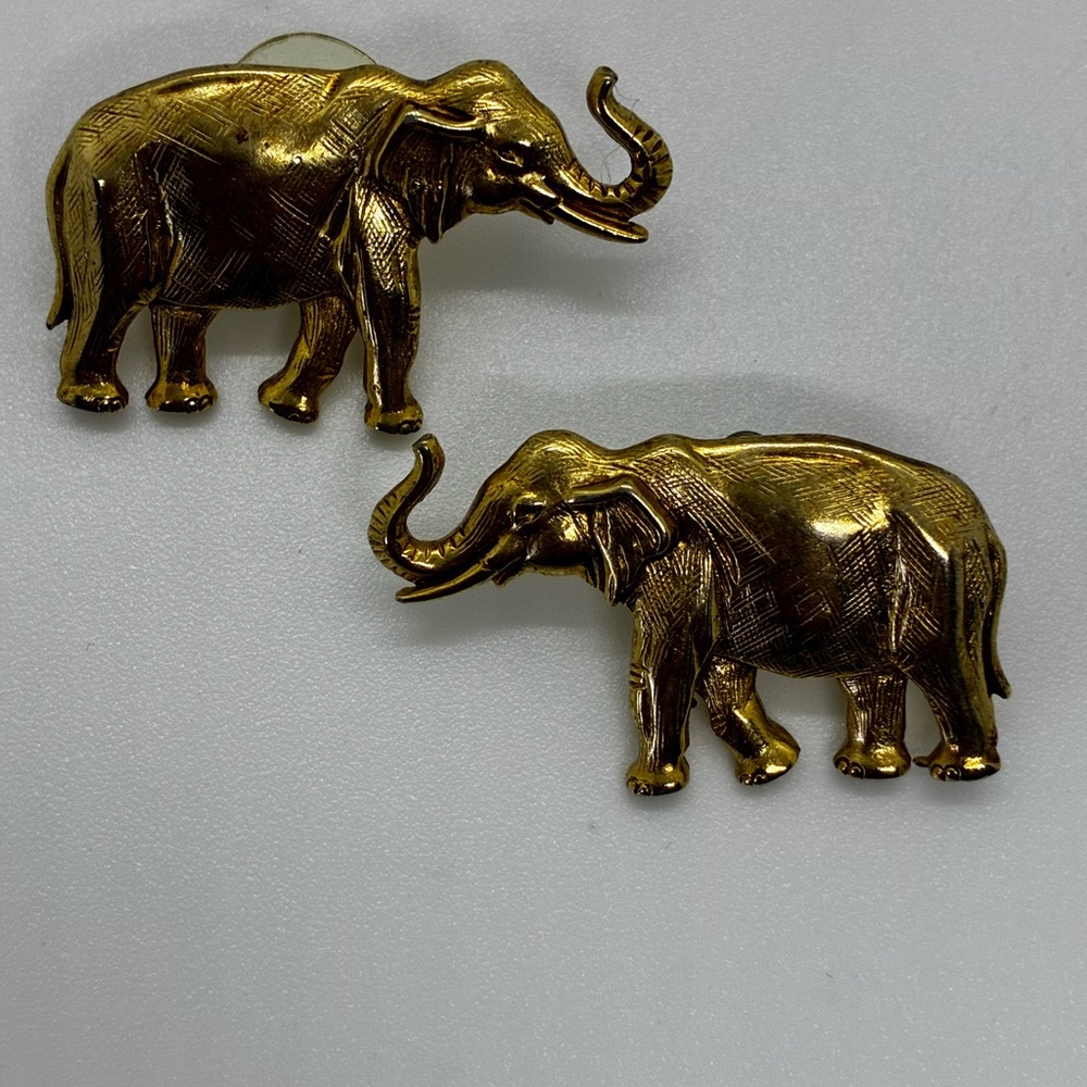 Gold Elephant Earrings - Picture 2 of 8